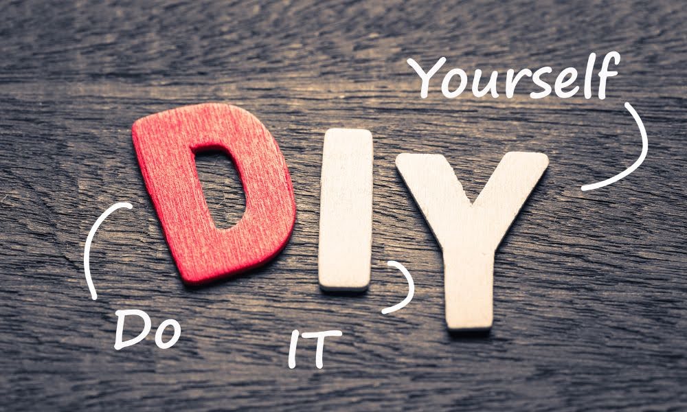5 LÝ DO CHỌN MÁY KHOAN PIN CŨ CHO CÁC DỰ ÁN DIY CỦA BẠN.